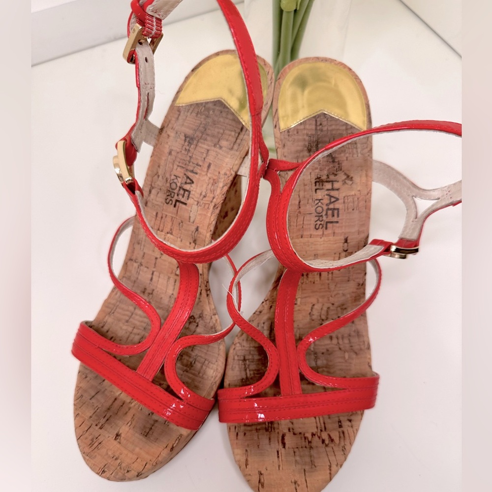Coral Michael Kors Cicely Wedges LIKE NEW CONDITION worn once